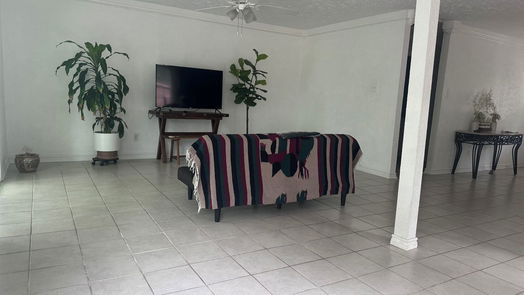Livingston 2-story, 3-bed 230 Tiki Trail-idx