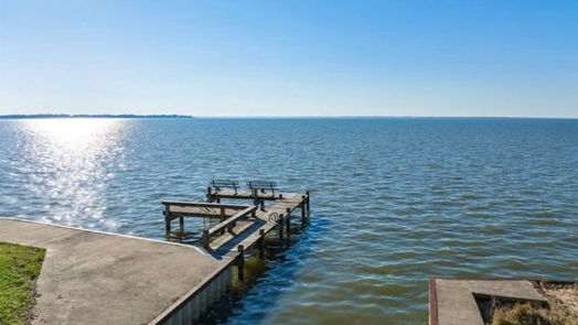 Livingston 2-story, 3-bed 230 Tiki Trail-idx