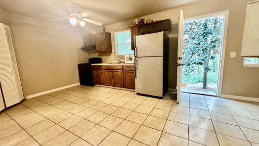 Livingston 2-story, 3-bed 230 Tiki Trail-idx