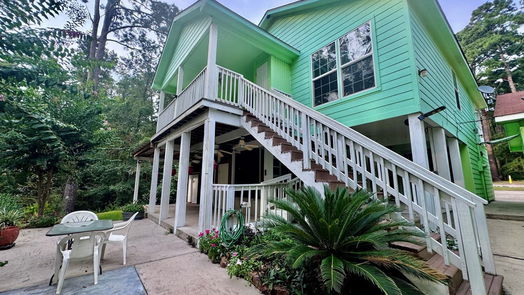 Livingston 2-story, 3-bed 230 Tiki Trail-idx