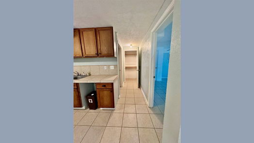 Livingston 2-story, 3-bed 230 Tiki Trail-idx