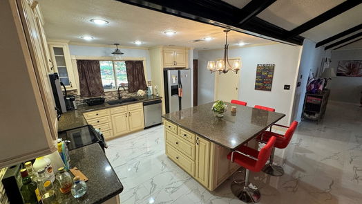 Livingston null-story, 4-bed 323 Mallard Point-idx
