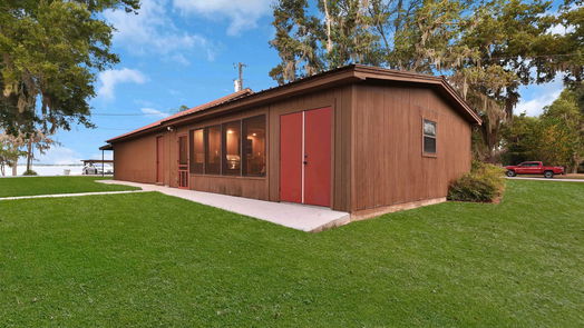 Livingston 2-story, 3-bed 185 Country Lane-idx