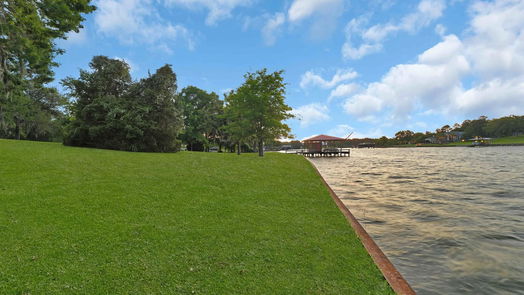 Livingston 2-story, 3-bed 185 Country Lane-idx