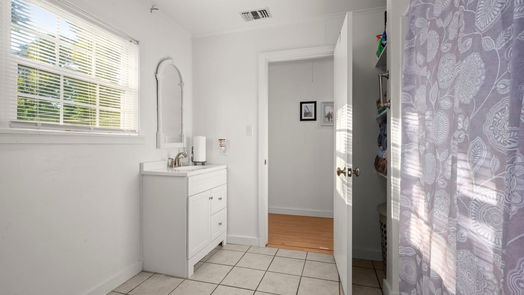 Livingston null-story, 3-bed 2182 S Houston Avenue S-idx