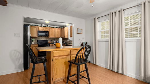 Livingston null-story, 3-bed 2182 S Houston Avenue S-idx