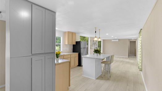 Livingston null-story, 2-bed 290 Wisteria Drive-idx