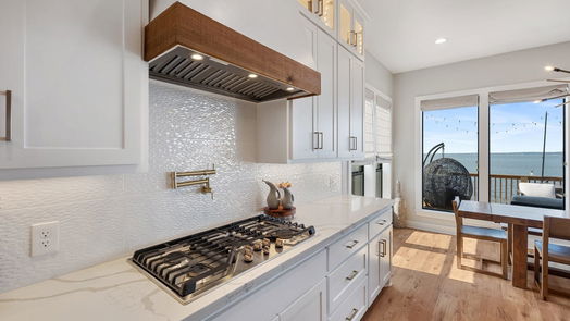 Livingston 2-story, 4-bed 1152 Indian Hill Boulevard-idx