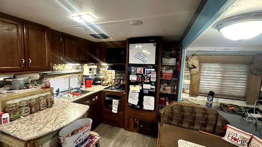 Livingston null-story, null-bed 225 E George Jones Road-idx