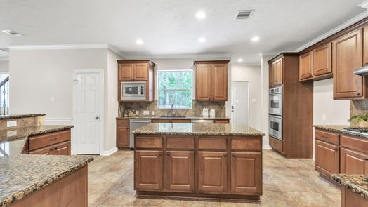 Magnolia 2-story, 5-bed 12514 Colt Court-idx
