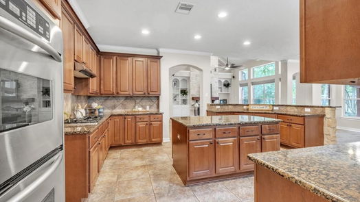 Magnolia 2-story, 5-bed 12514 Colt Court-idx