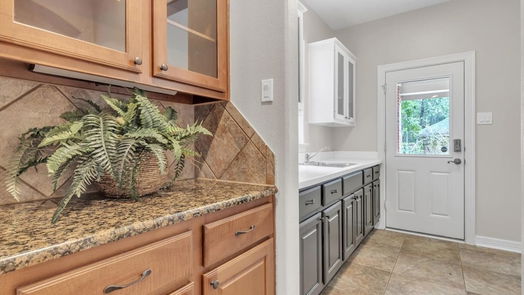 Magnolia 2-story, 5-bed 12514 Colt Court-idx