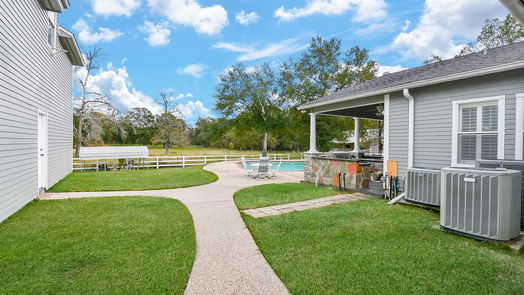 Magnolia 3-story, 4-bed 28602 Dobbin Huffsmith Road-idx