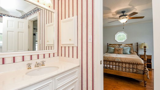 Magnolia 3-story, 4-bed 28602 Dobbin Huffsmith Road-idx
