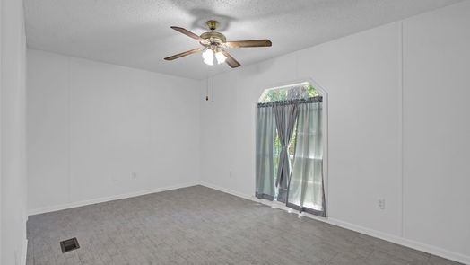 Magnolia 1-story, 3-bed 29618 El Paso Street-idx