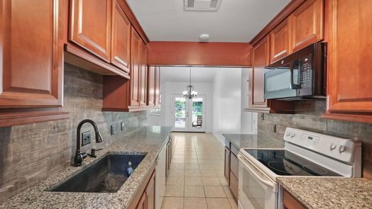 Magnolia 1-story, 3-bed 29810 Amarillo Street-idx