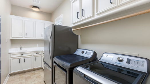 Magnolia 2-story, 4-bed 10803 Clubhouse Circle-idx
