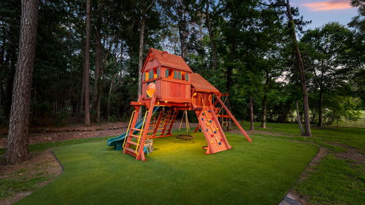 Magnolia 2-story, 4-bed 10803 Clubhouse Circle-idx