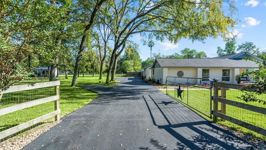 Magnolia 1-story, 3-bed 26418 Leafton Lane-idx