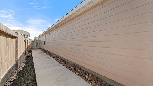 Magnolia 1-story, 3-bed 27010 Poets Drive-idx