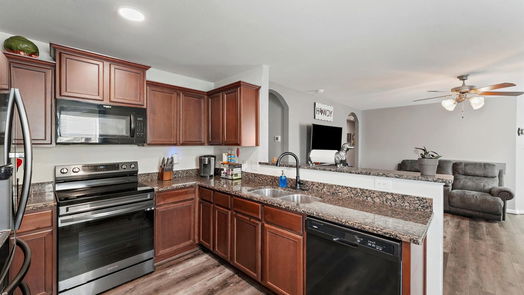 Magnolia 1-story, 3-bed 27010 Poets Drive-idx