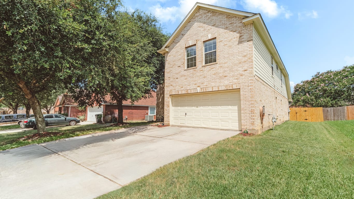 Magnolia 2-story, 4-bed 30519 Red Bluff Circle-idx