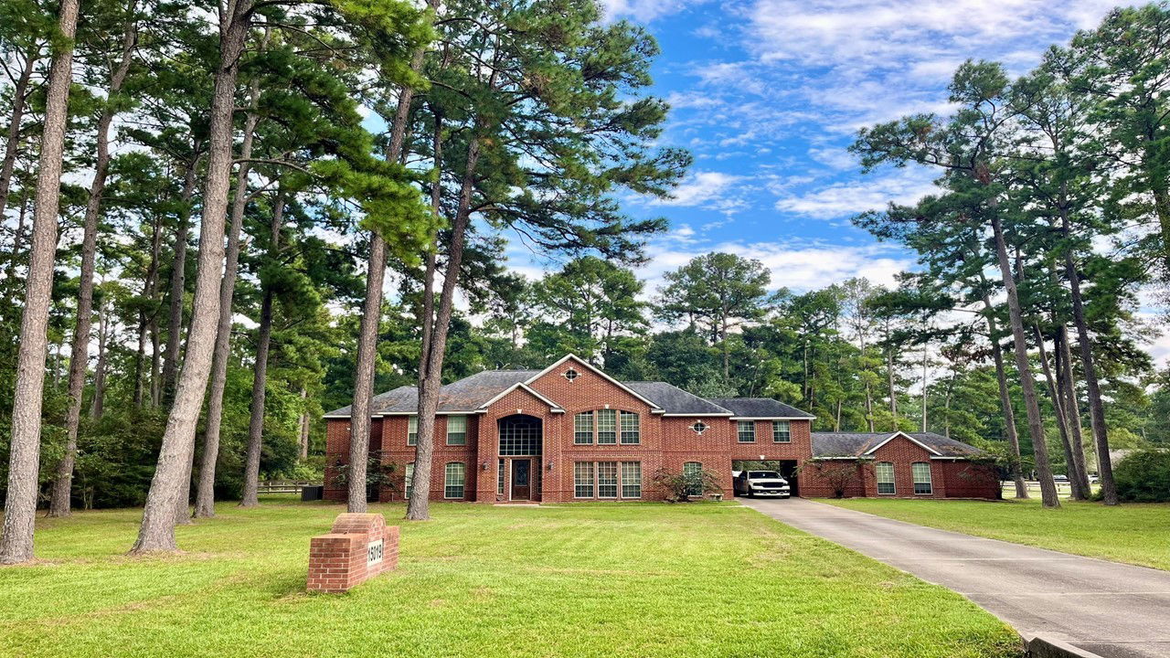 Magnolia 2-story, 6-bed 15019 Timbershire Court-idx