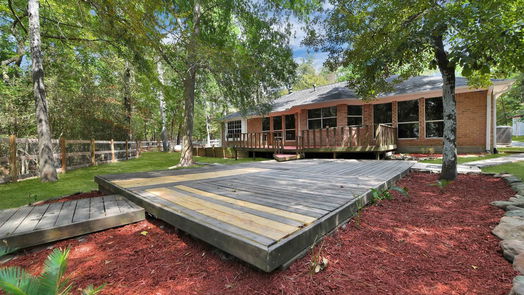 Stagecoach 1-story, 4-bed 16603 Surrey Lane-idx
