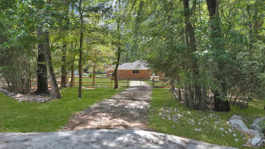 Stagecoach 1-story, 4-bed 16603 Surrey Lane-idx