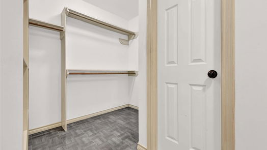Stagecoach 1-story, 4-bed 16603 Surrey Lane-idx