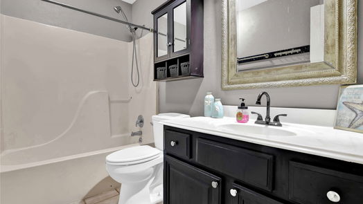 Stagecoach 1-story, 4-bed 16603 Surrey Lane-idx