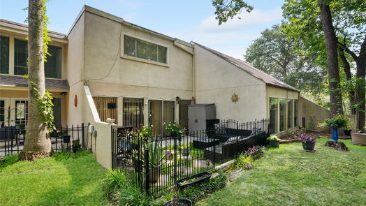 Conroe 2-story, 2-bed 12 April Hill-idx