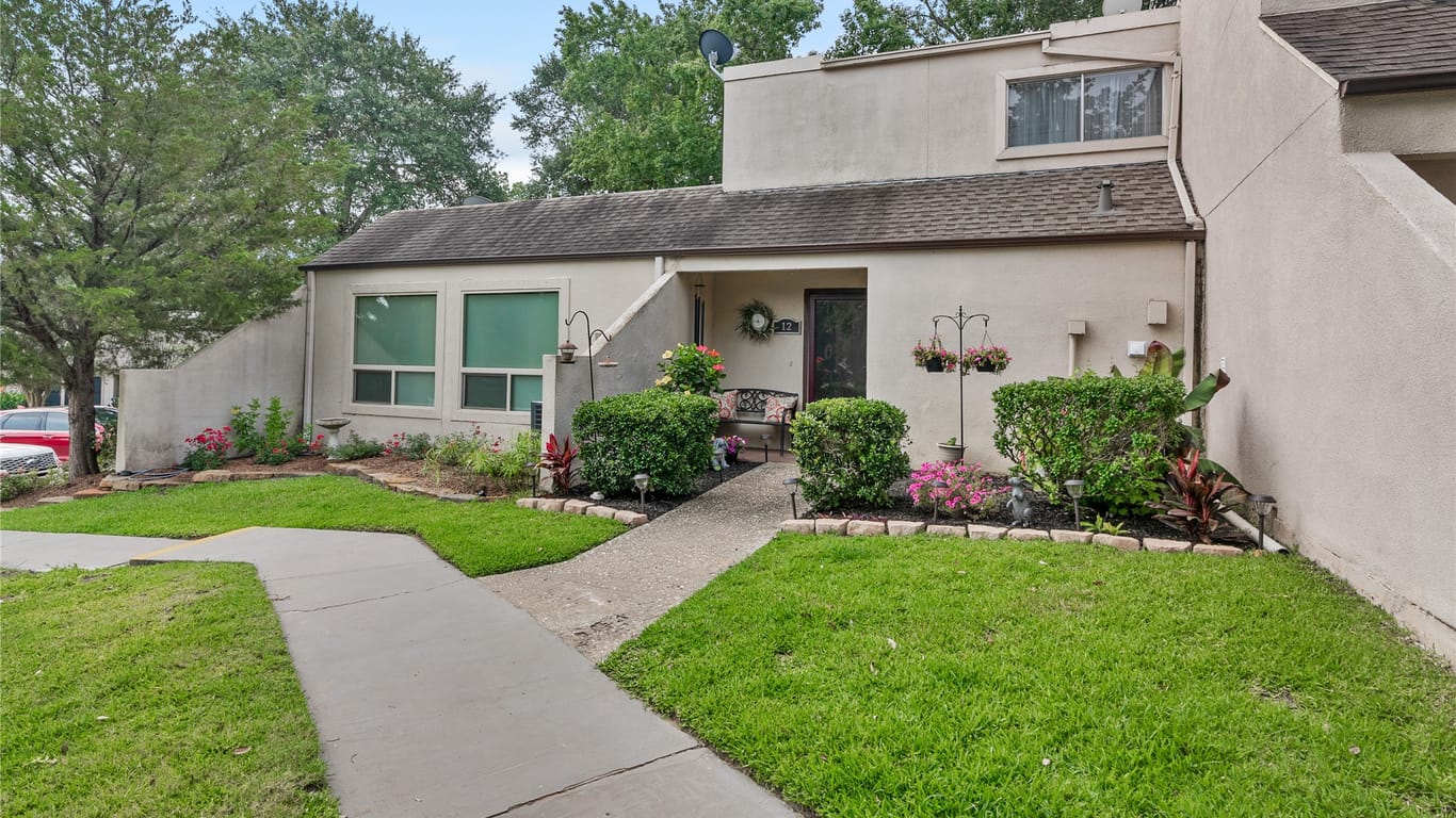 Conroe 2-story, 2-bed 12 April Hill-idx