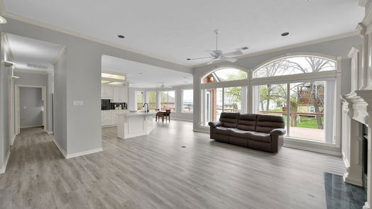 Conroe 2-story, 3-bed 140 Harbour Town Circle-idx