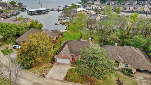 Conroe 2-story, 3-bed 140 Harbour Town Circle-idx