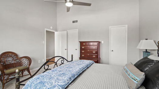 Conroe 2-story, 1-bed 152 April Point Drive S-idx