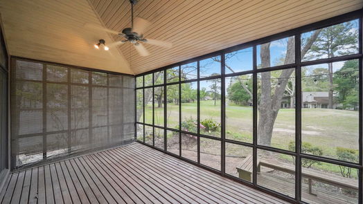 Conroe 2-story, 5-bed 84 S April Wind Drive S-idx