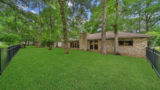 Conroe 1-story, 2-bed 207 Springs Edge Drive-idx