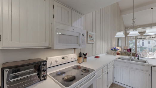 Conroe 1-story, 3-bed 88 April Point Drive N-idx