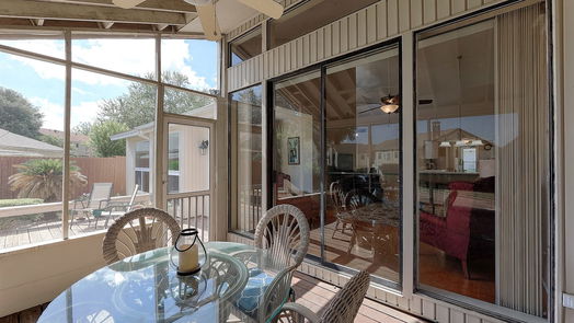 Conroe 1-story, 3-bed 88 April Point Drive N-idx