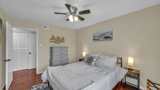 Conroe 2-story, 3-bed 83 April Point Drive N-idx