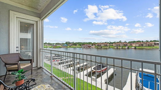 Conroe 1-story, 2-bed 168 Lake Point Boulevard A204-idx