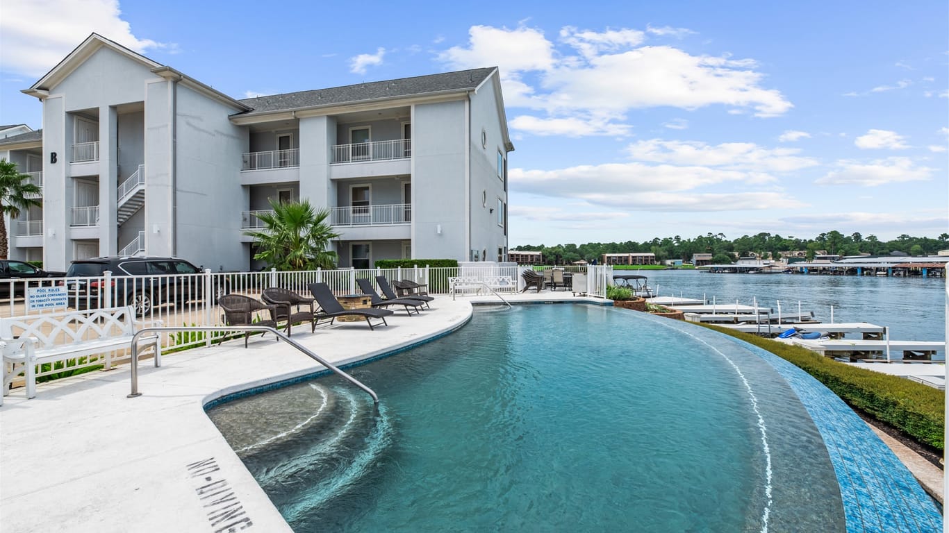 Conroe 1-story, 2-bed 168 Lake Point Boulevard A204-idx