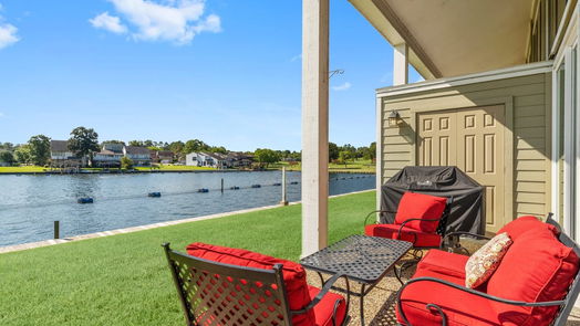 Conroe 2-story, 2-bed 62 April Point Drive S-idx