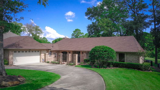 Conroe 1-story, 3-bed 166 April Waters Drive W-idx