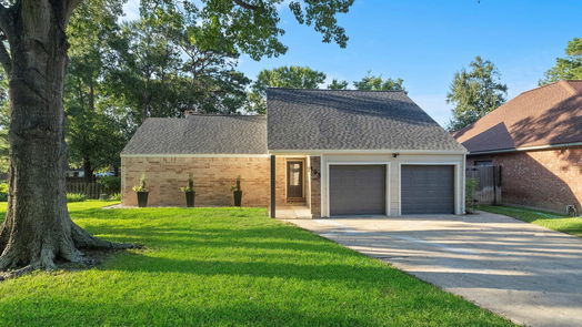 Conroe null-story, 3-bed 193 April Wind Drive E-idx