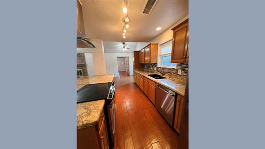 Conroe null-story, 3-bed 125 Park Way-idx