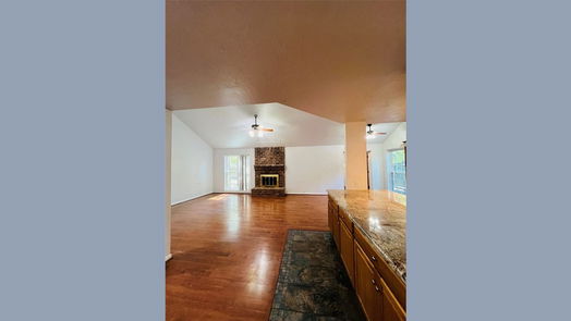 Conroe 1-story, 3-bed 125 Park Way-idx