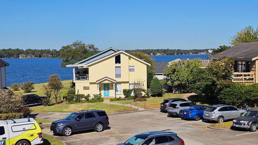 Conroe 2-story, 3-bed 139 April Point Drive North-idx