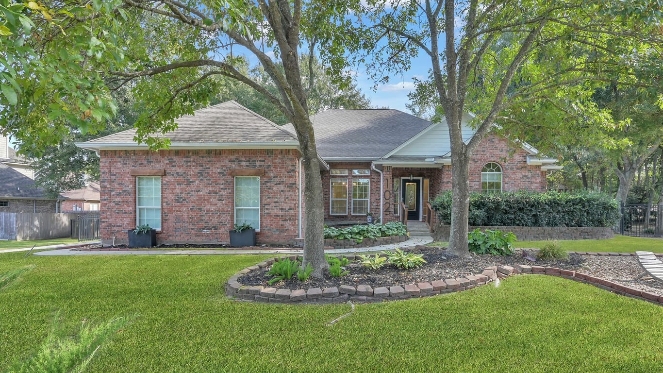 Conroe 1-story, 3-bed 102 Clear Springs Drive-idx